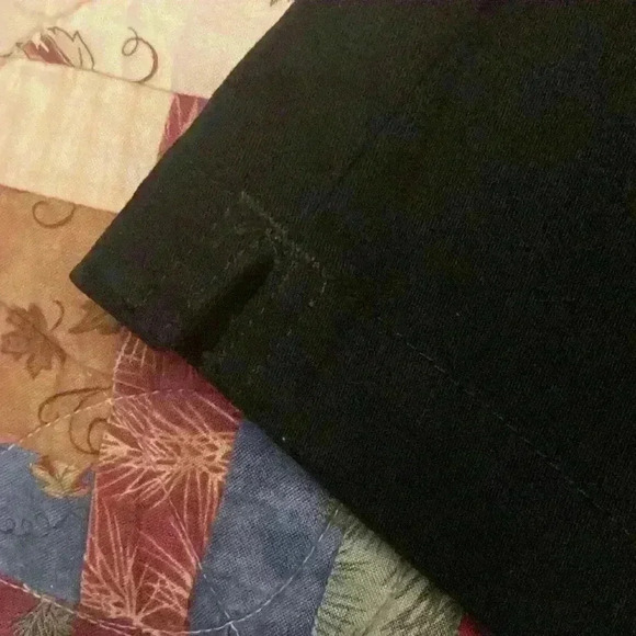 Gloria Vanderbilt Mona women’s capris size 4 black think summer - Picture 9 of 9